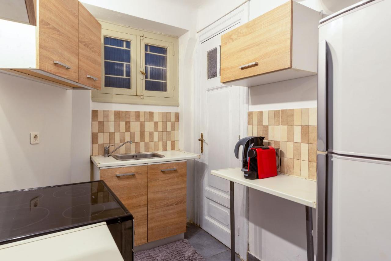 Central Apartment In The Heart Of Historic Center Athens Ngoại thất bức ảnh